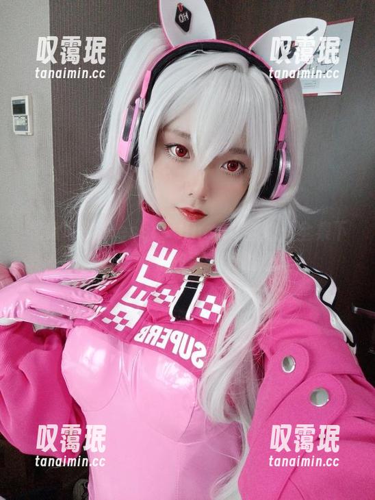想象中的Messie Huang空姐：全集下载，看看她的故事和我的想法！